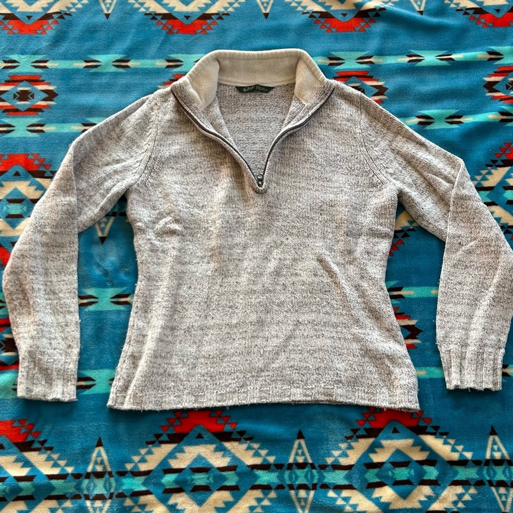 Woolrich Cream and Gray Knit Sweater